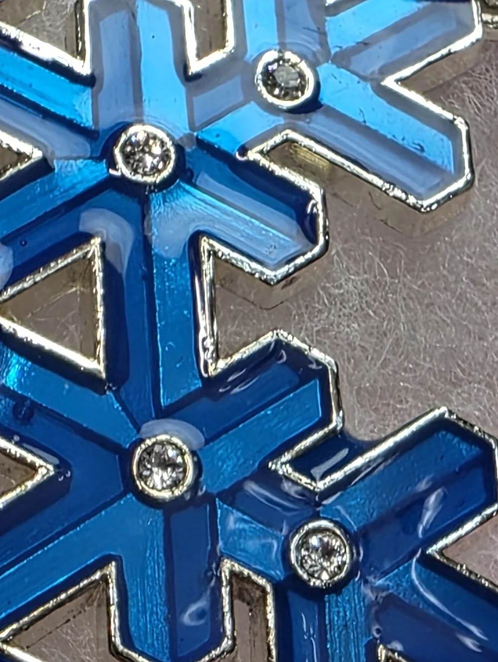 🔸️Harvey Lewis Blue 2015 Snowflake Swarovski Crystal Embellishment Ornament